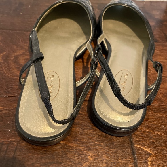 Talbots Glam Quilted Sling Flats Size8.5 Navy Patent Minimalist Preppy Romantic - Picture 4 of 7